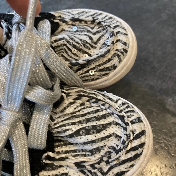 Girls baby Sperry Top-Sider Bahama black white striped sequins shoes size 5 - Picture 11 of 12